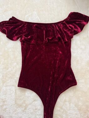Bodysuit corduroy style, perfect for a party. Color:Came. Size: S
